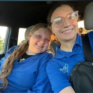 Meet your Posher, Madeline